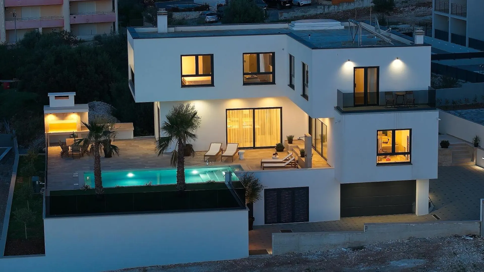 Villa Olivetum With Heated Pool Trogir 0*,