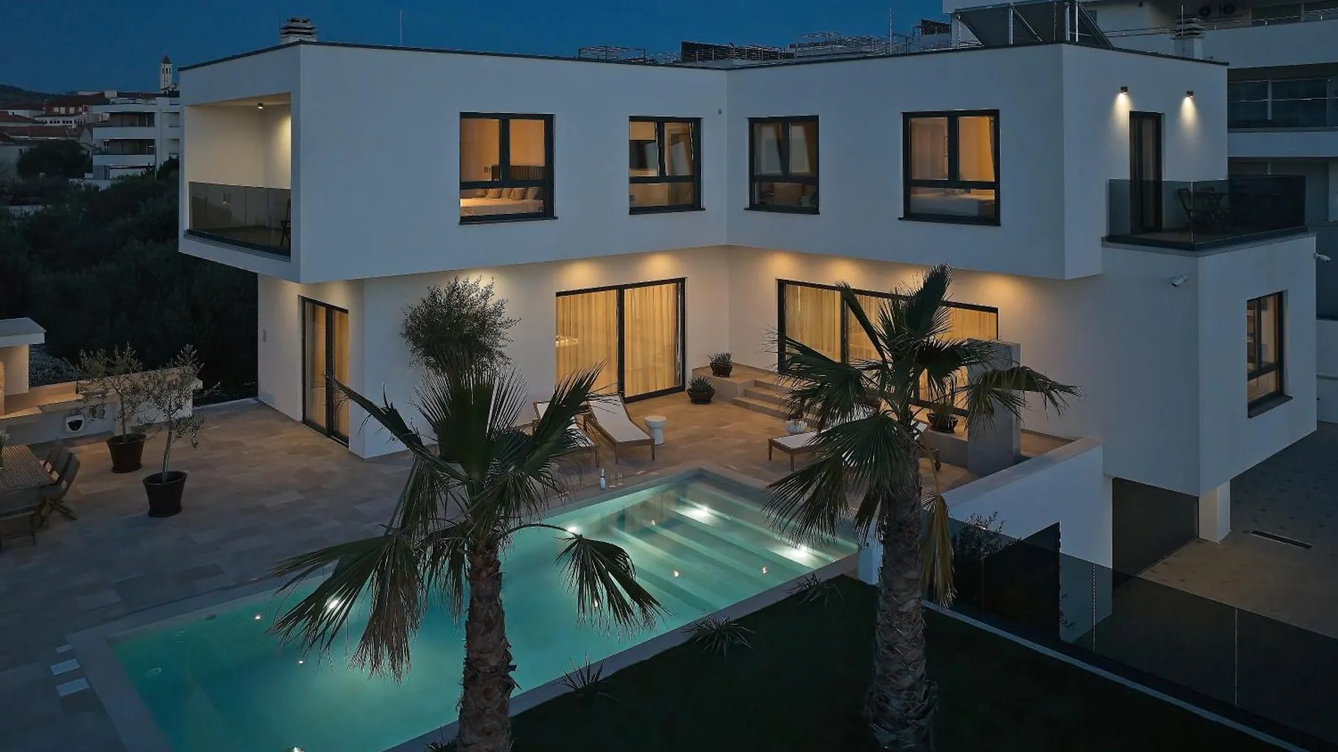 Villa Olivetum With Heated Pool Croatia