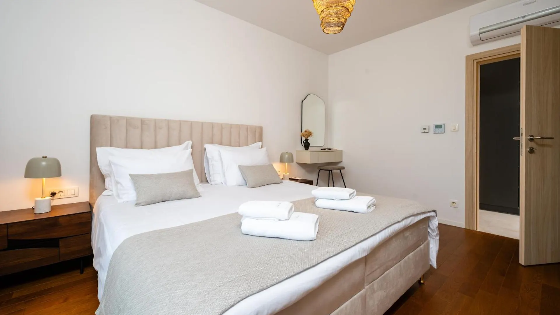Villa Olivetum With Heated Pool Croatia