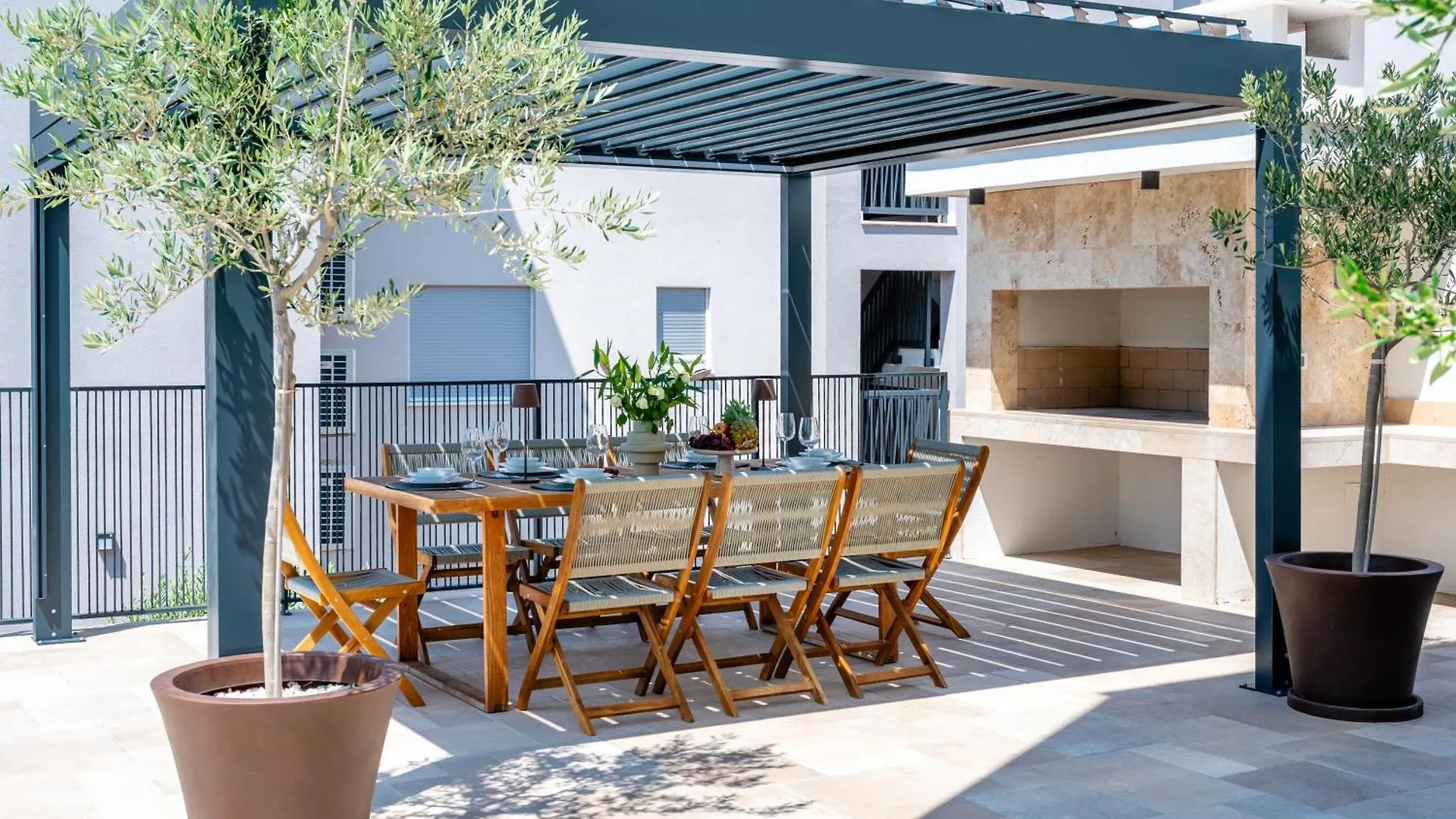 Villa Olivetum With Heated Pool Trogir 0*,