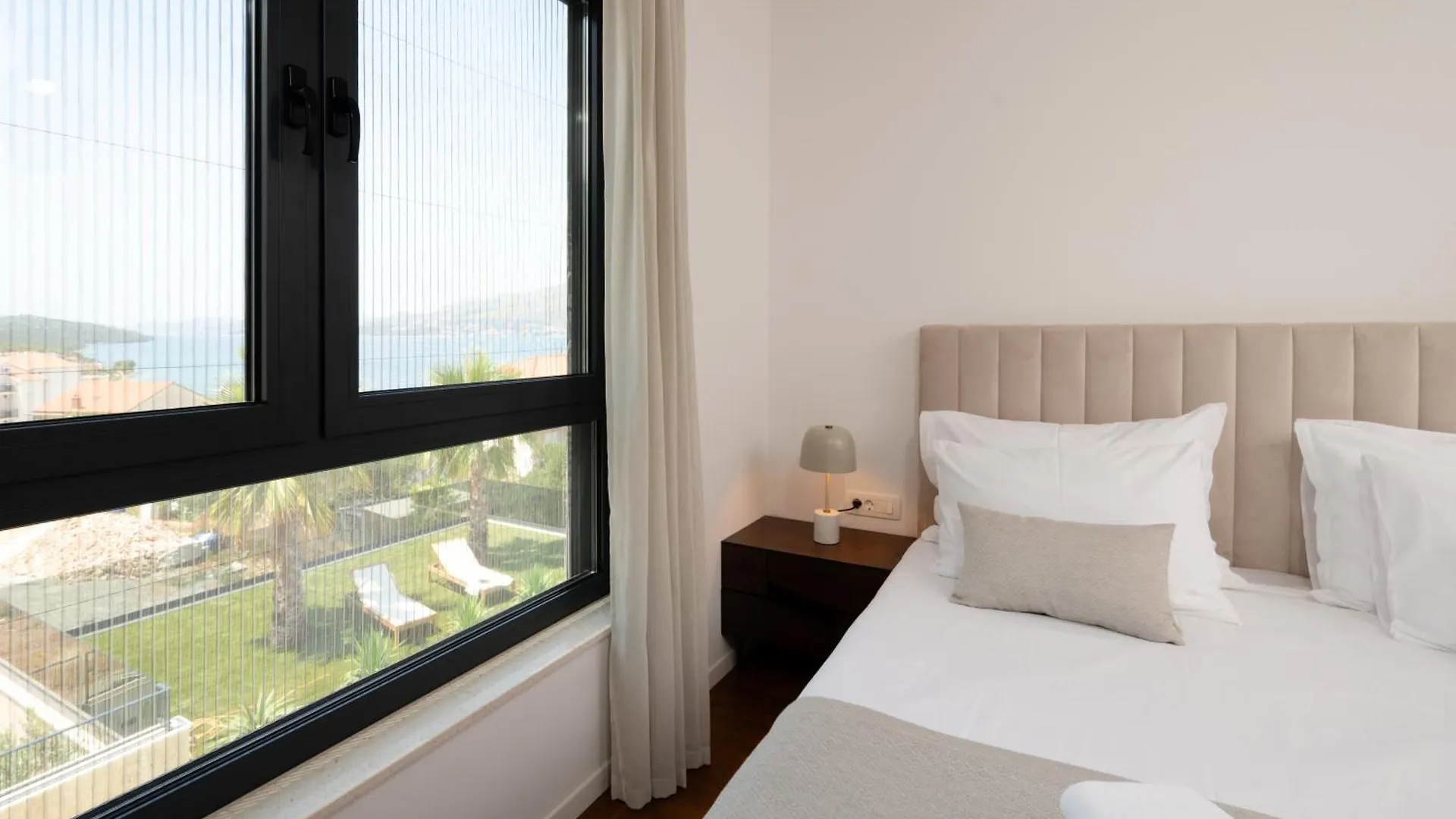 Villa Olivetum With Heated Pool Trogir